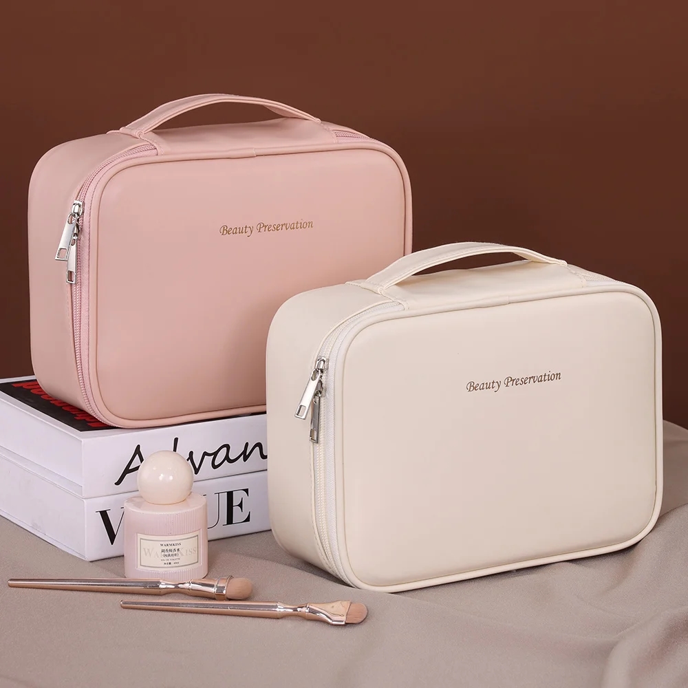 Grote capaciteit reisbenodigdh - Luxury Skincare Essential recensie en prijs